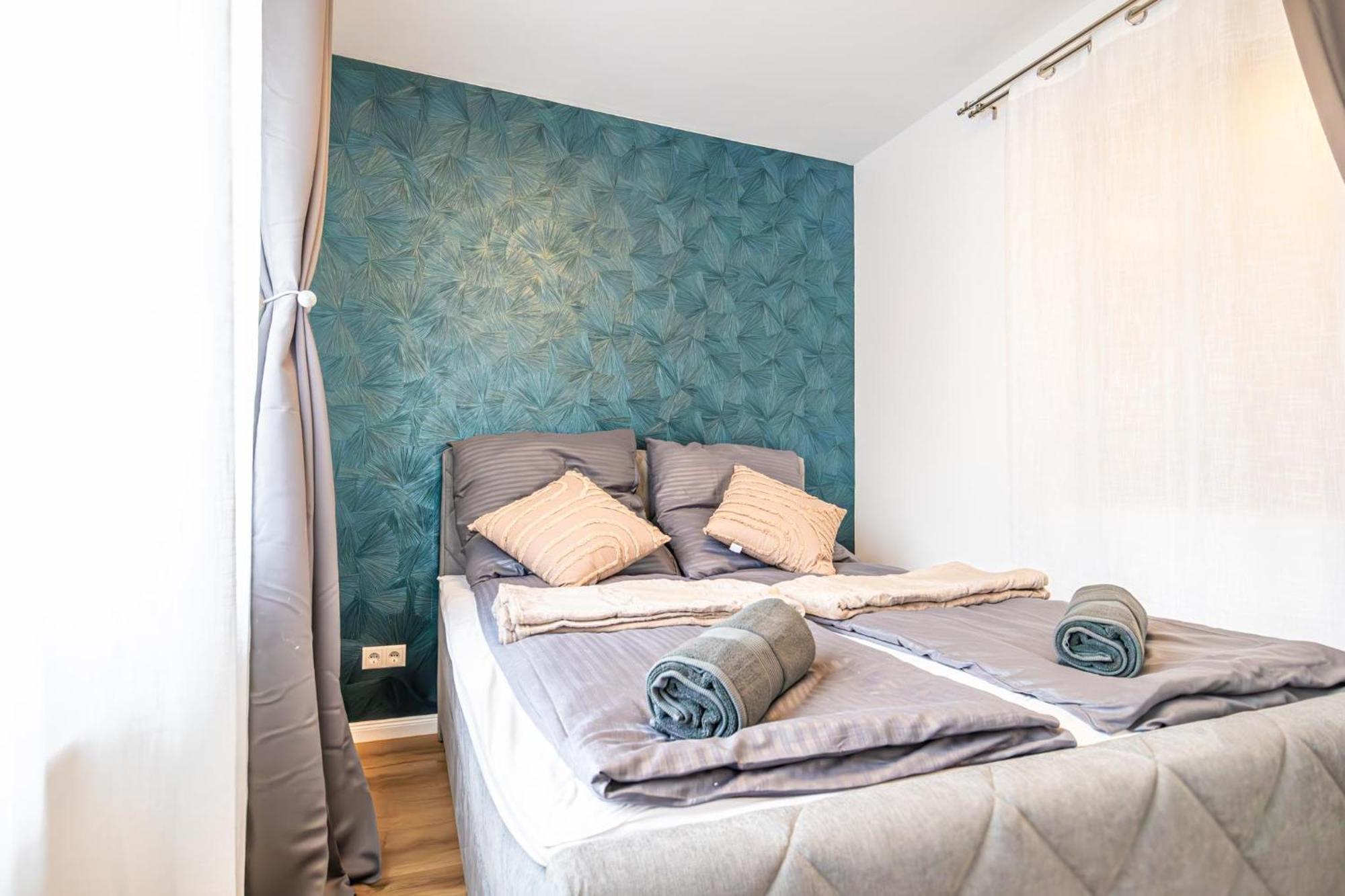 Charming 1Br And 1Lr Apt Modern Design Donaustadt Vienna Exterior photo