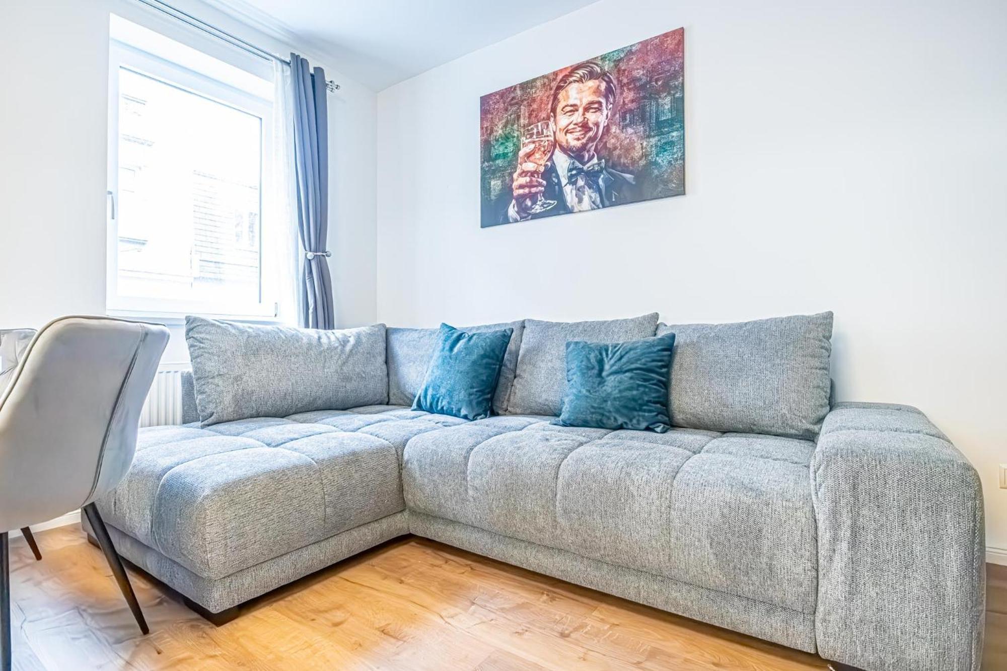Charming 1Br And 1Lr Apt Modern Design Donaustadt Vienna Exterior photo